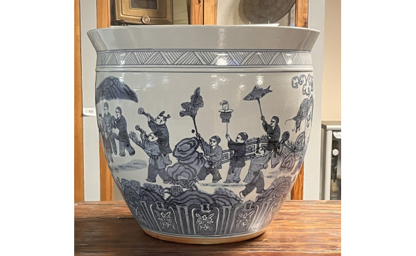 CHINE - Grand cache-pot en porcelaine dé