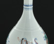 CHINE - Vase en porcelaine de Chine à dé
