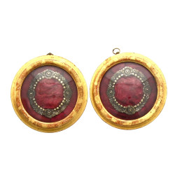 Paire de boucles anciennes à décor flora