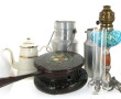 Lot comprenant une lampe à pétrole à rés