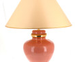 Lampe en faïence dans les tons saumon et