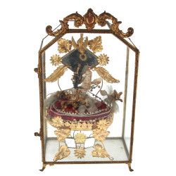 Vitrine de mariée en métal doré et verre