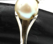 Bague en or gris 18 cts, poinçon tête d'