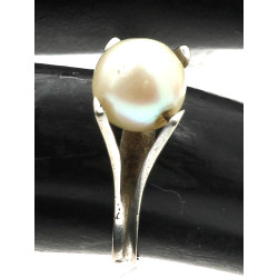 Bague en or gris 18 cts, poinçon tête d'