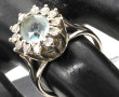 Bague en or gris 18 cts, poinçon tête d'