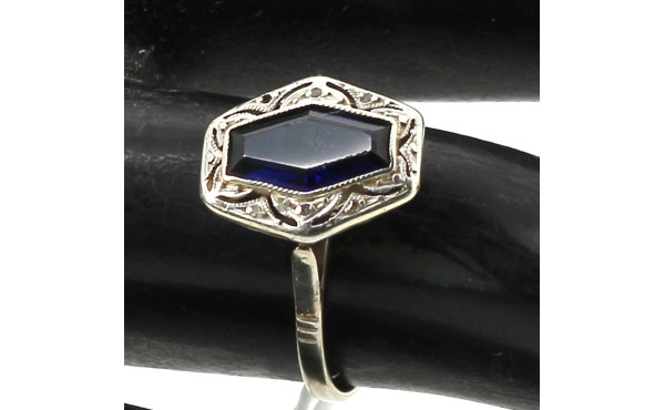 Bague ancienne en or gris 18 cts, sertie