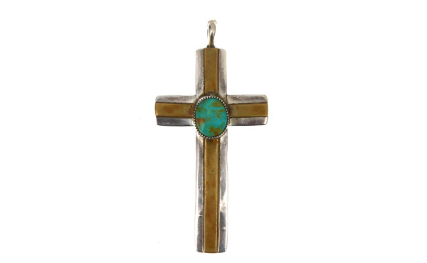 Pendentif croix, travail amérindien, en 