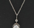 Pendentif serti d'un diamant en serti gr