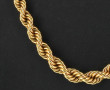 Collier à maille torsadée en chute en or