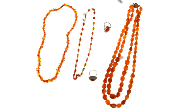 AMBRE et façon AMBRE - Lot de 3 colliers