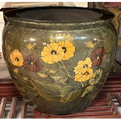 Important cache-pot en céramique à décor