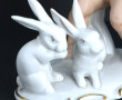Groupe en porcelaine et biscuit, figuran
