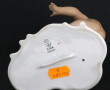 Groupe en porcelaine et biscuit, figuran