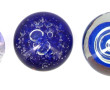 Trois boules presse-papier en verre