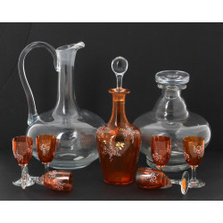 Petite carafe à liqueur ancienne en verr
