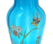 Vase en verre bleu émaillé d'oiseau et f