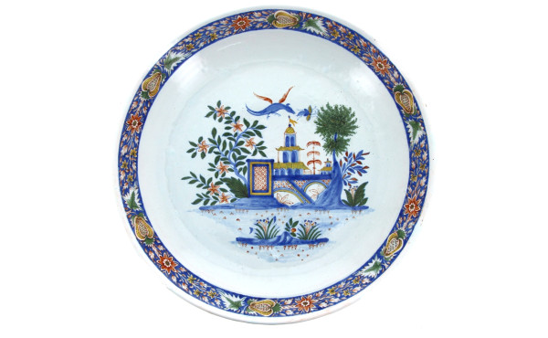 QUIMPER - RARE plat rond creux uni en fa