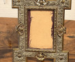 Joli cadre porte-photo XIXe en bronze. H