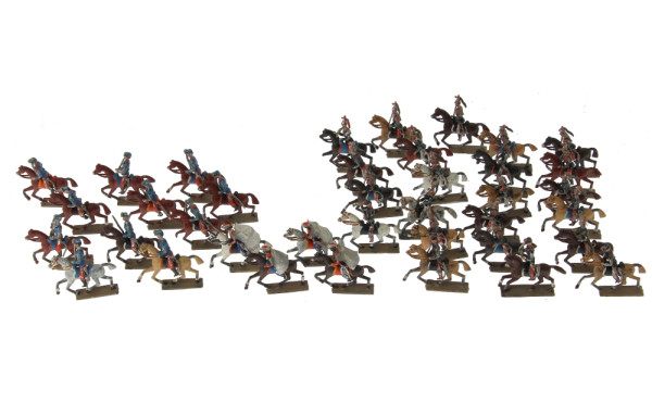 CBG - Ensemble de 38 cavaliers 1/2 ronde