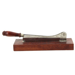 Coupe pain marque Philippe Capelle , boi