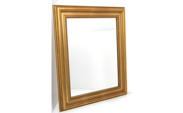 Miroir rectangulaire à encadrement doré,
