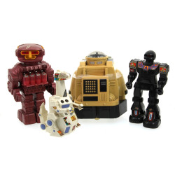Lot de 4 robots vintages dont Compurobot