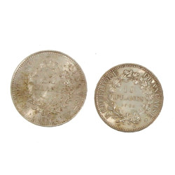 Lot de 2 pièces en argent : une 50 F et 