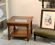 Petite table basse carrée, plateau verre