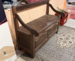 Banc coffre en chataigner (nettoyage à p