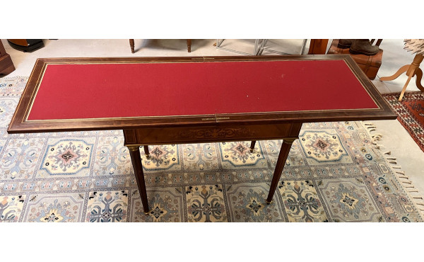 Table à jeux de tric-trac de style Louis