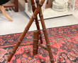 Fauteuil style curule à fond canné, trav