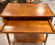Table bureau en bois fruitier ouvrant à 