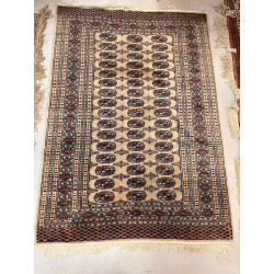 Tapis en laine points noués pakistanais 