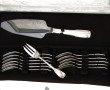 Ménagère modèle Vieux Paris en métal arg