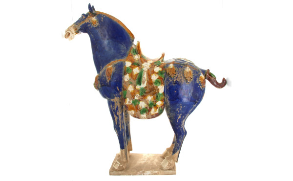CHINE Xxème - Grand cheval en terre cuit
