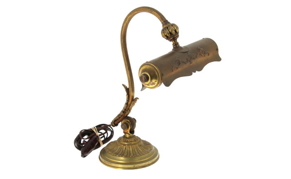 Lampe de bureau ancienne en laiton doré 