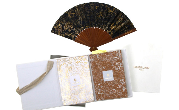 GUERLAIN PARIS - Deux carnets 16 x 11 cm