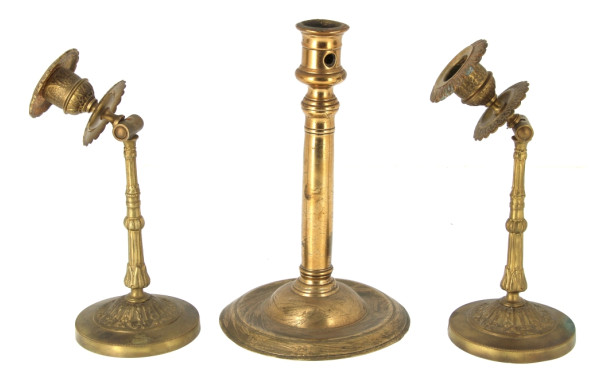 Paire de flambeaux anciens en laiton, mo