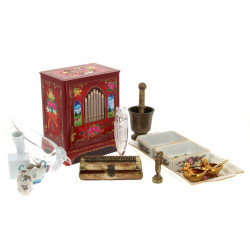 Lot de divers bibelots dont boîte à bisc