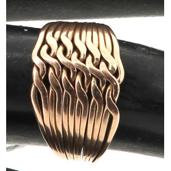 Bague 12 anneaux en or 9 cts, poids 4 gr
