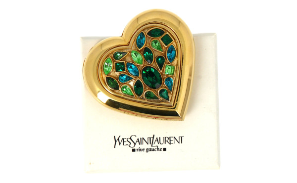 YVES SAINT-LAURENT - Poudrier cœur en mé