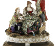 Groupe galant, sujet en porcelaine polyc