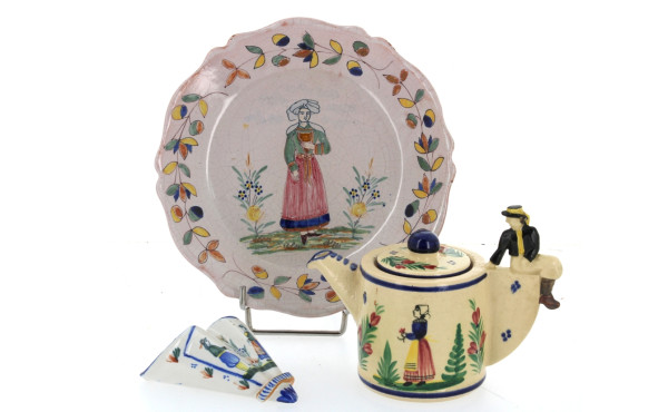 HB Quimper (avant 42) - Verseuse en faïe