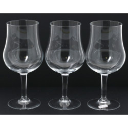 4 grands verres à pied en verre rouge et