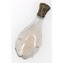 Flacon à sels XIXème en cristal, bouchon