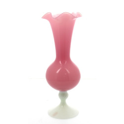 Vase en verre opalin rose et blanc, col 