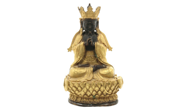 GUANYIN en position méditative, les main