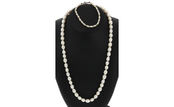 Collier en perles d'eau douce blanches, 