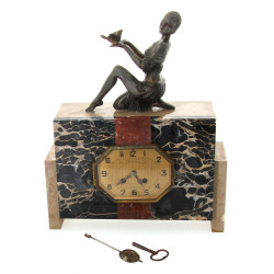 Pendule ART DECO en marbre et régule fig