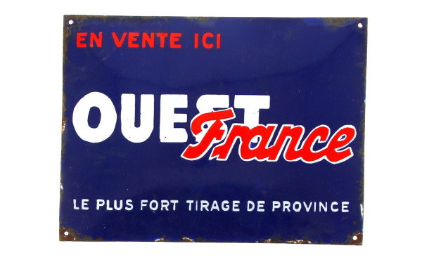 OUEST FRANCE - PLAQUE publicitaire bombé